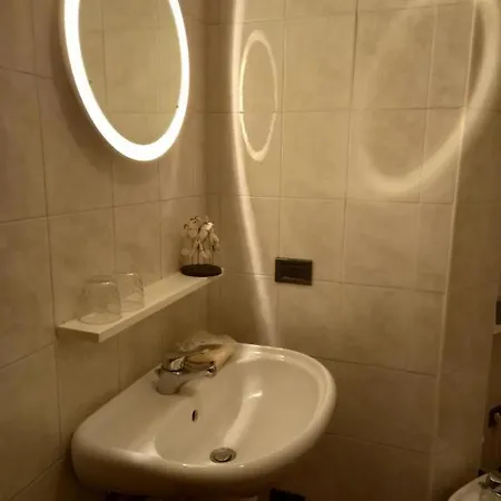 Apartament Corso Venezia 33 *